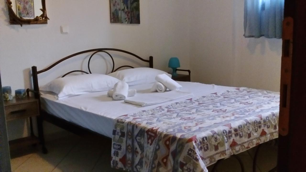 Natalia'S Apartments นิกิติ ภายนอก รูปภาพ