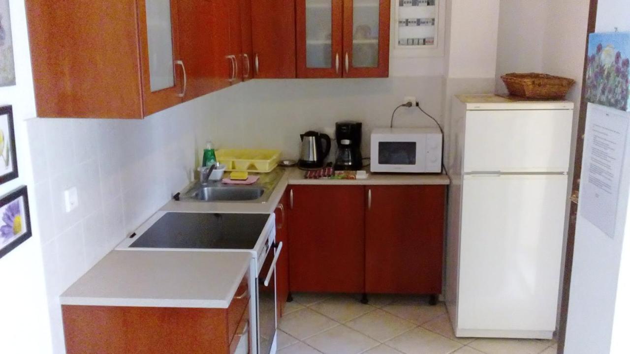 Natalia'S Apartments นิกิติ ภายนอก รูปภาพ