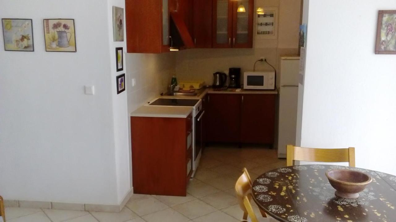 Natalia'S Apartments นิกิติ ภายนอก รูปภาพ