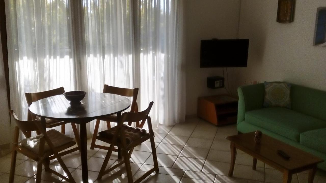 Natalia'S Apartments นิกิติ ภายนอก รูปภาพ