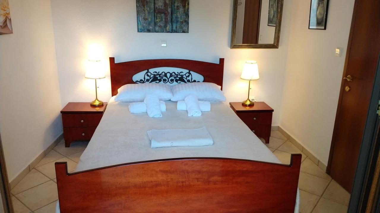 Natalia'S Apartments นิกิติ ภายนอก รูปภาพ